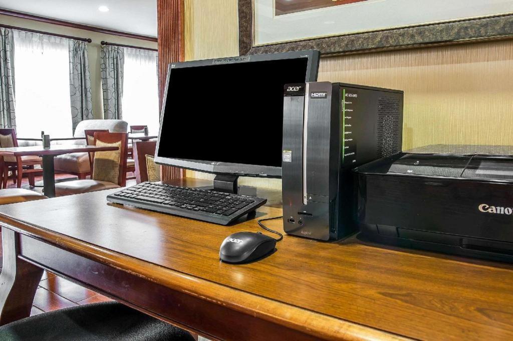 Comfort Inn & Suites University South Ann Arbor Eksteriør billede