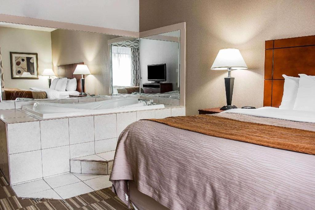 Comfort Inn & Suites University South Ann Arbor Eksteriør billede