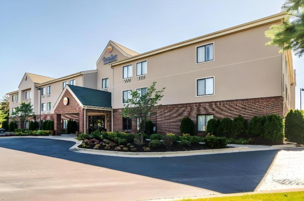 Comfort Inn & Suites University South Ann Arbor Eksteriør billede